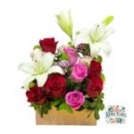 Box 8 Rosas + Lirios + Clavelinas