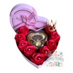 Box Corazón 9 Rosas Eternas De Jabón + Caja De Bombones + Coronita