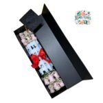 Caja Graduación 12 Rosas Rosadas + Birrete de Graduación