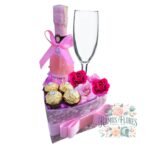Box Corazón 3 Rosas Eternas De Jabón + Espumante Jp Chenet Ice Rosé + Bombones + Copa de Vidrio Espumante