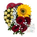 Box Corazón 4 Rosas + 1 Girasol + Ilusión + Bombones
