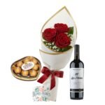 Ramo 3 Rosas + Bombones Ferrero + Botella de Vino