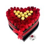 Box Corazón 36 Rosas + Bombones